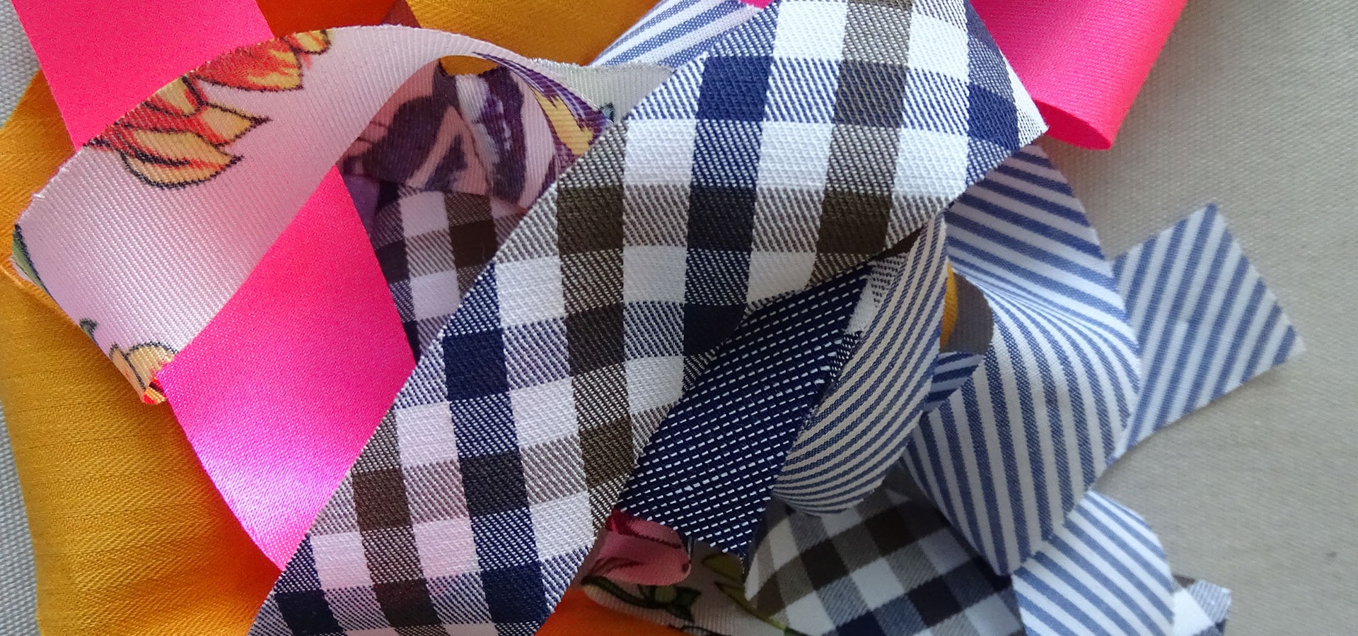 Nastri Tessuti e Accessori per Abbigliamento Empoli, Firenze - Francioni